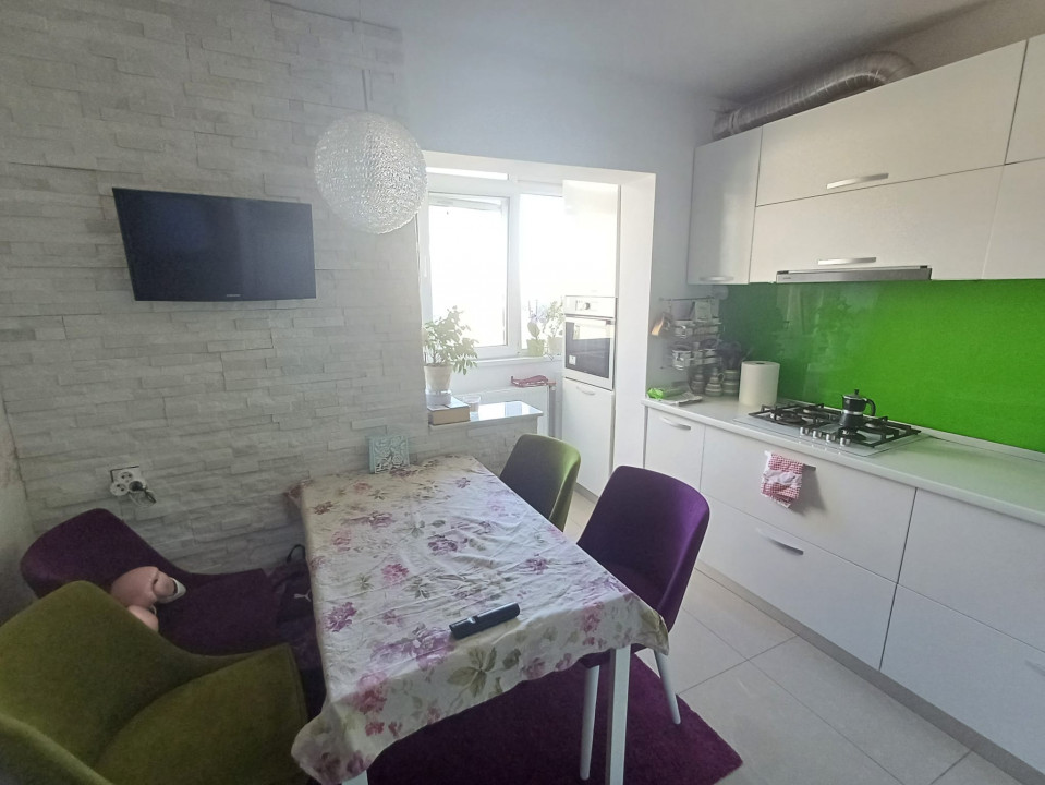 Apartment 3 camere decomandat Str Tuzla Lacul Tei Parcul Tei